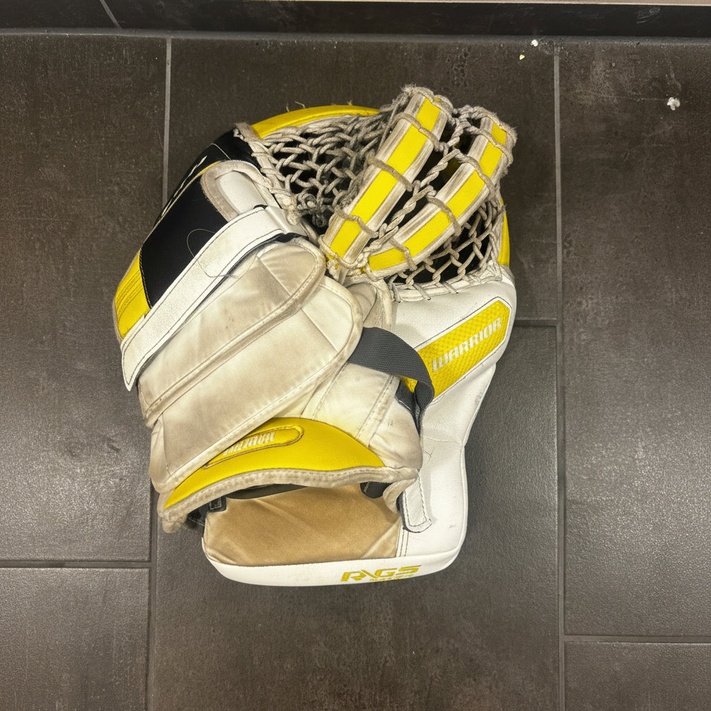 Warrior Ritual R/GT2 by Smith Fanghand Senior – Goalie Catch Glove