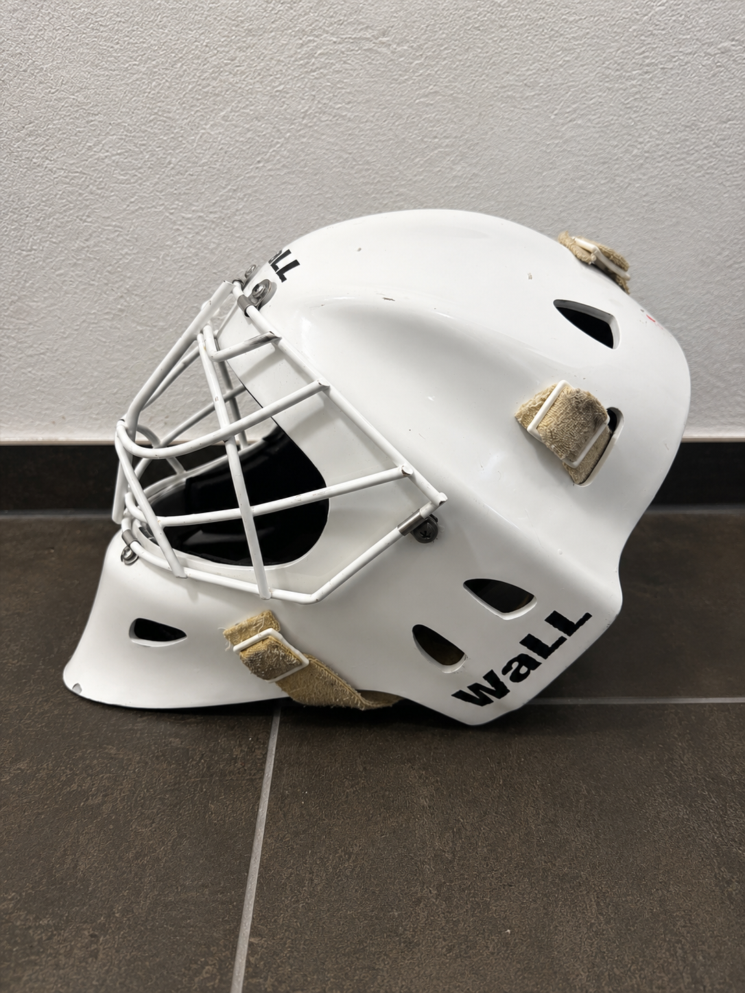WaLL Torwartmaske Senior Weiß – Eishockey Goalie Helm